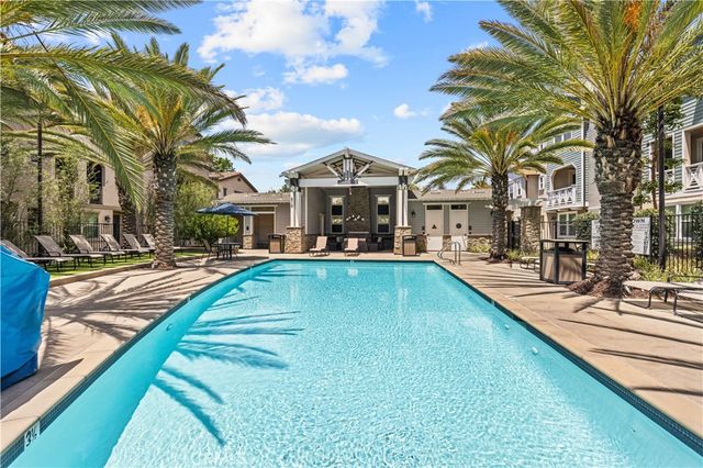207 Essex Court, Tustin, CA 92780