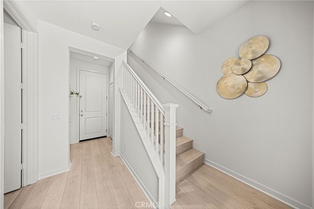 207 Essex Court, Tustin, CA 92780