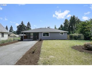 256 DOUGLAS St, Longview, WA 98632