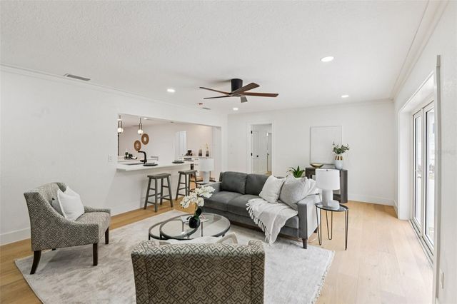 850 RAFAEL BOULEVARD NE, St Petersburg, FL 33704