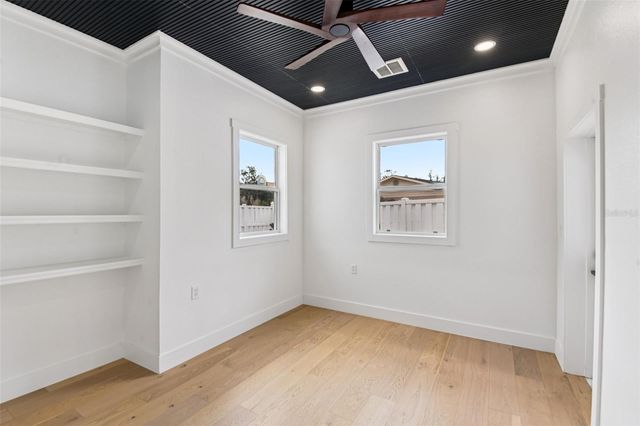 850 RAFAEL BOULEVARD NE, St Petersburg, FL 33704