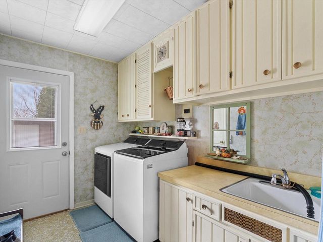 1501 George STREET, Manitowoc, WI 54220