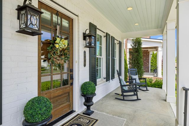 290 Stephens Valley Blvd, E, Nashville, TN 37221