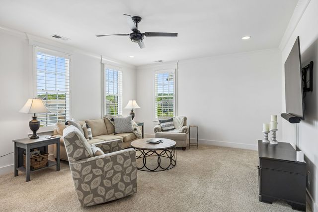 290 Stephens Valley Blvd, E, Nashville, TN 37221