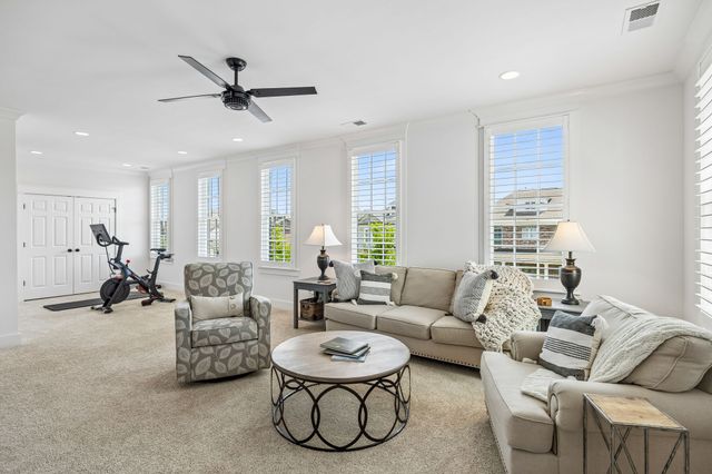 290 Stephens Valley Blvd, E, Nashville, TN 37221