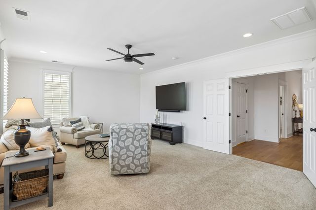 290 Stephens Valley Blvd, E, Nashville, TN 37221