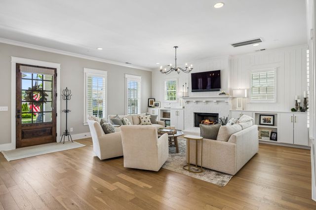 290 Stephens Valley Blvd, E, Nashville, TN 37221