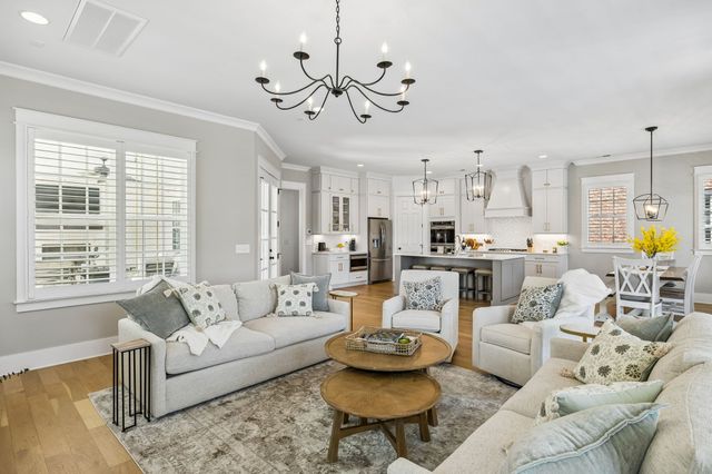 290 Stephens Valley Blvd, E, Nashville, TN 37221