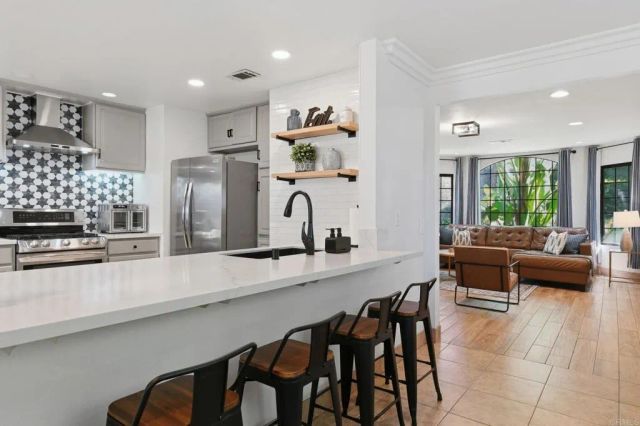 2455 Clearcrest Lane, Fallbrook, CA 92028