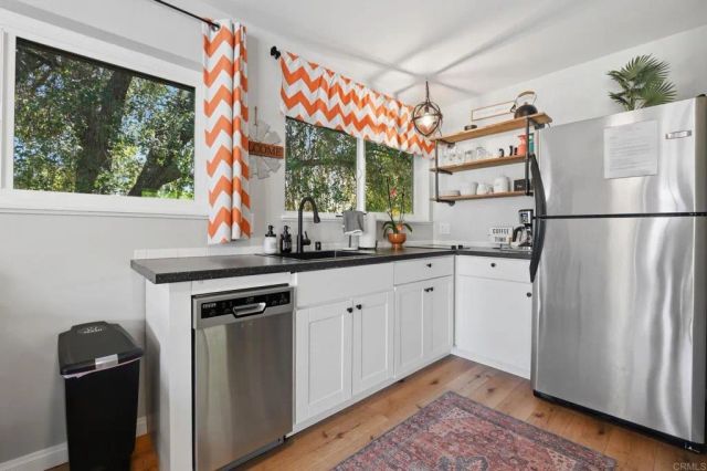 2455 Clearcrest Lane, Fallbrook, CA 92028