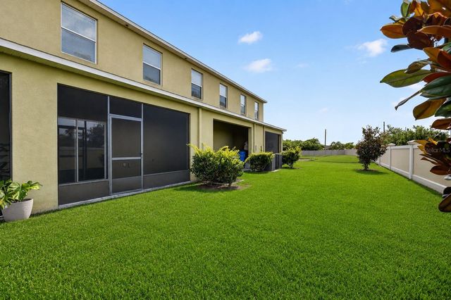 2224 GOLDEN FALCON DRIVE, Ruskin, FL 33570