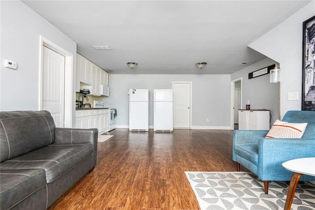 2195 Pinetree Drive, Cumming, GA 30041