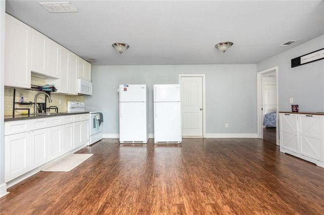 2195 Pinetree Drive, Cumming, GA 30041