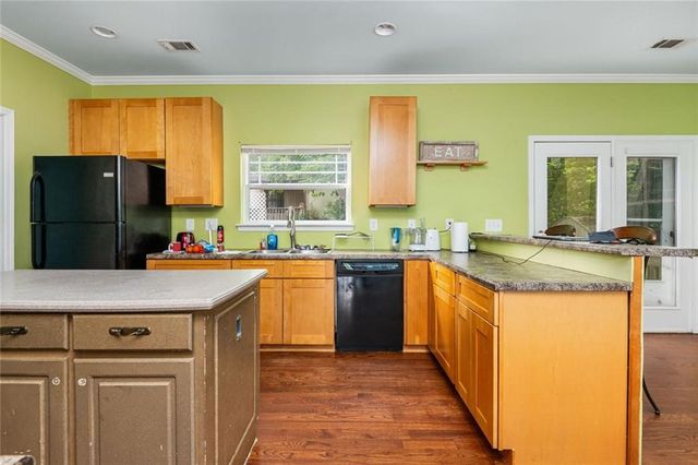 2195 Pinetree Drive, Cumming, GA 30041