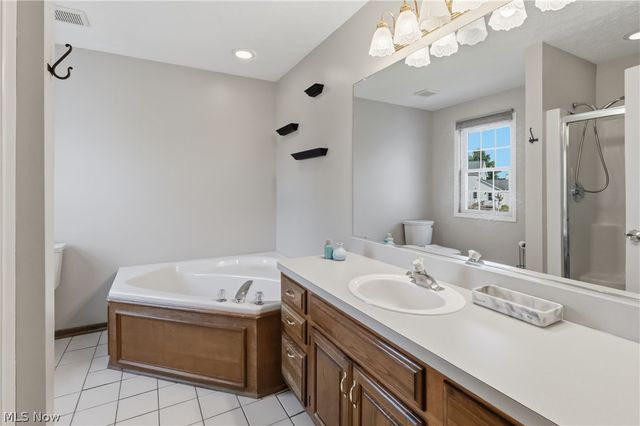3432 Hanover Drive, Brunswick, OH 44212