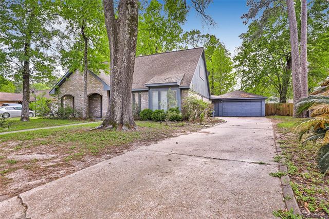 2130 Lake Hills Drive, Houston, TX 77339