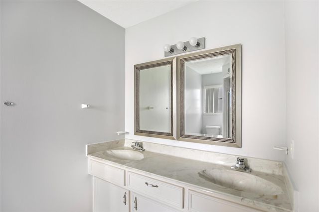 2130 Lake Hills Drive, Houston, TX 77339