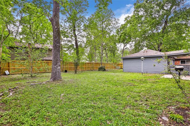 2130 Lake Hills Drive, Houston, TX 77339