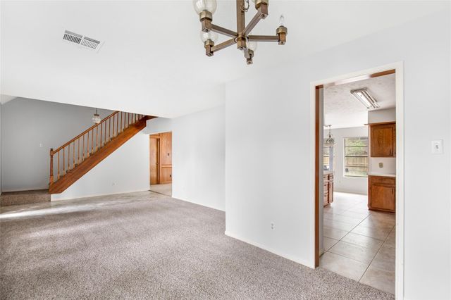 2130 Lake Hills Drive, Houston, TX 77339
