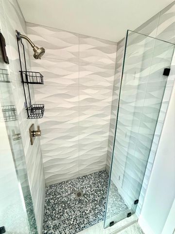 8 Lighthouse Rd, Half Moon Bay, CA 94019