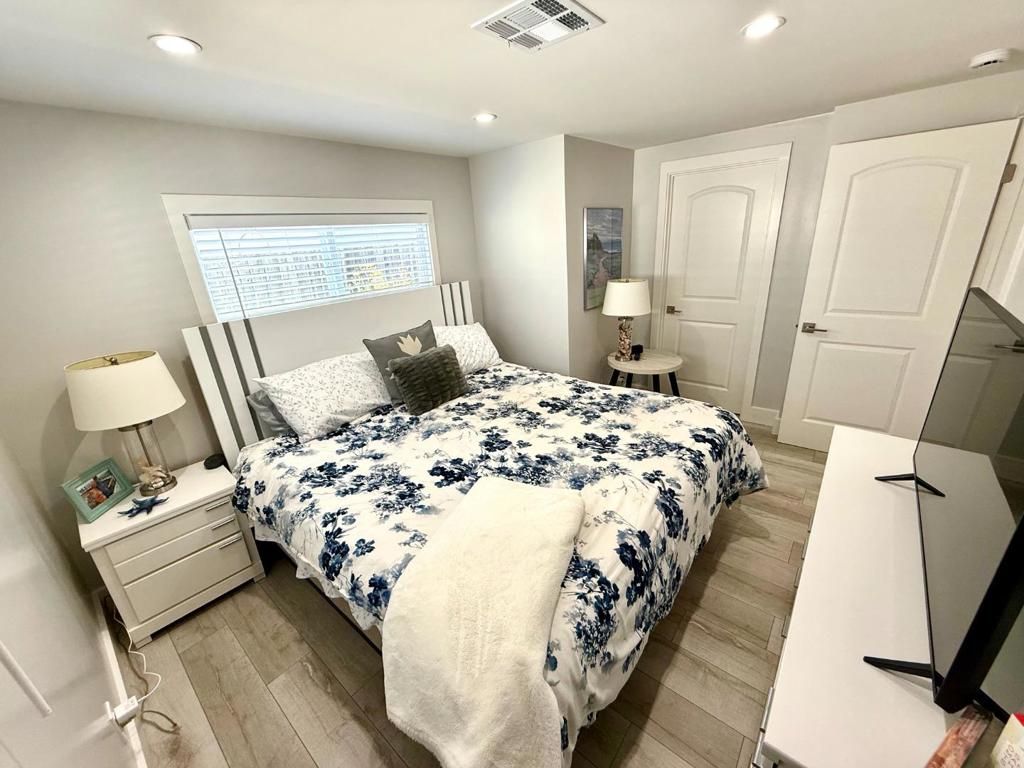 Image 13 of property listing at 8 Lighthouse Rd, Half Moon Bay, CA 94019