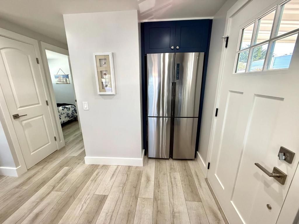 Image 4 of property listing at 8 Lighthouse Rd, Half Moon Bay, CA 94019