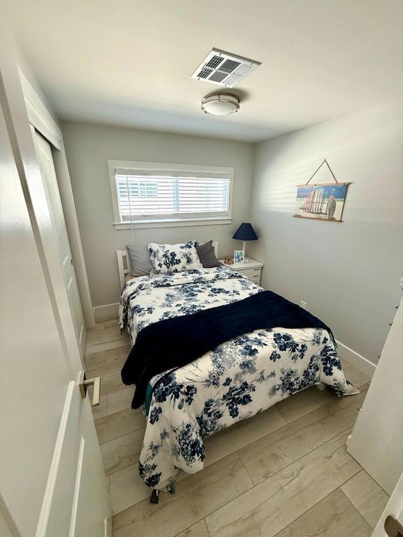 Image 6 of property listing at 8 Lighthouse Rd, Half Moon Bay, CA 94019