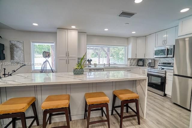 15810 N Wind Cir, Sunrise, FL 33326