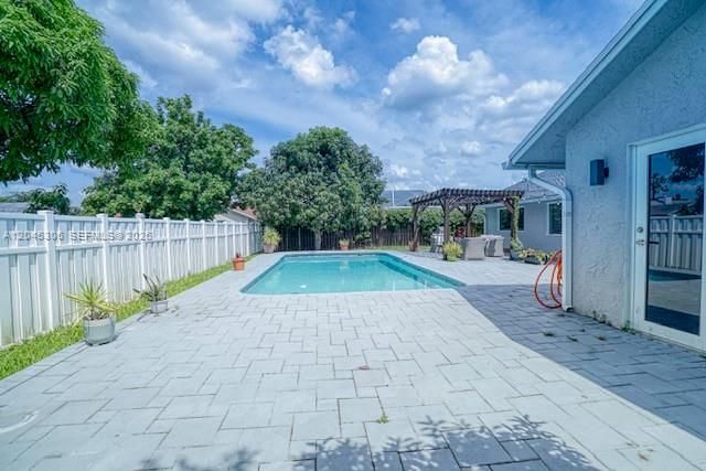 15810 N Wind Cir, Sunrise, FL 33326