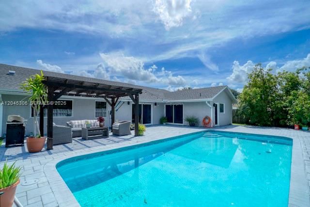 15810 N Wind Cir, Sunrise, FL 33326