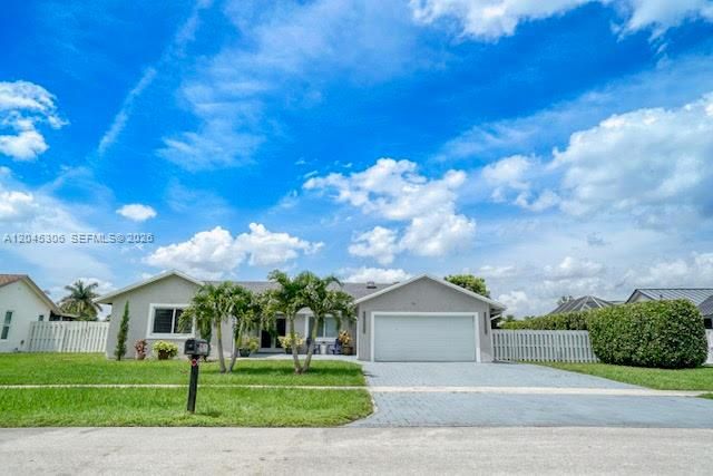15810 N Wind Cir, Sunrise, FL 33326