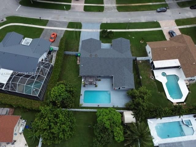 15810 N Wind Cir, Sunrise, FL 33326
