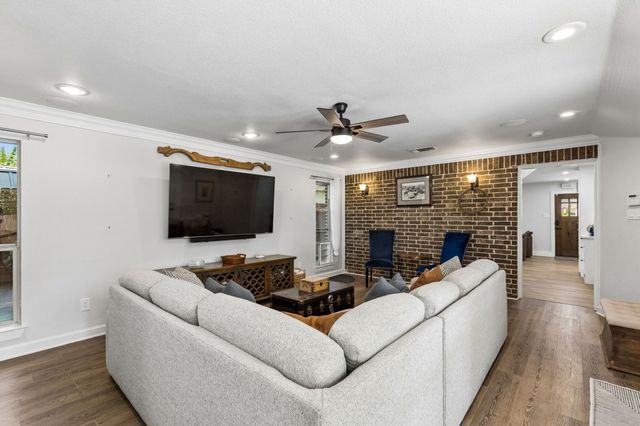 302 Denton Drive, Roanoke, TX 76262