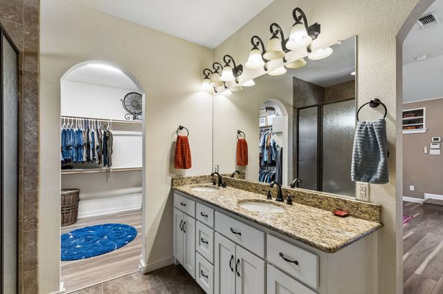 302 Denton Drive, Roanoke, TX 76262