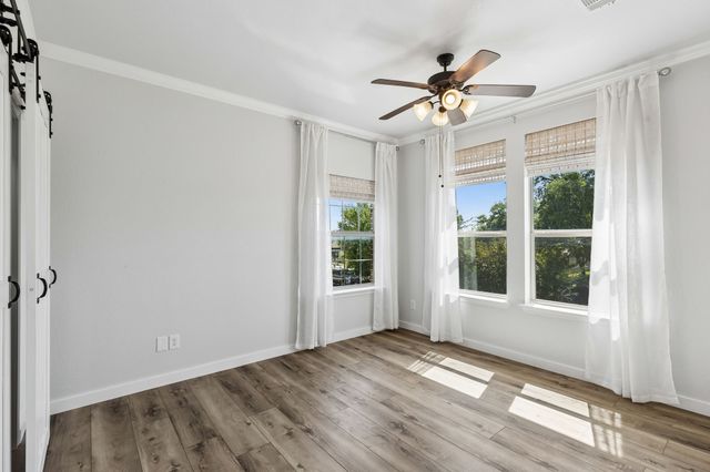 302 Denton Drive, Roanoke, TX 76262