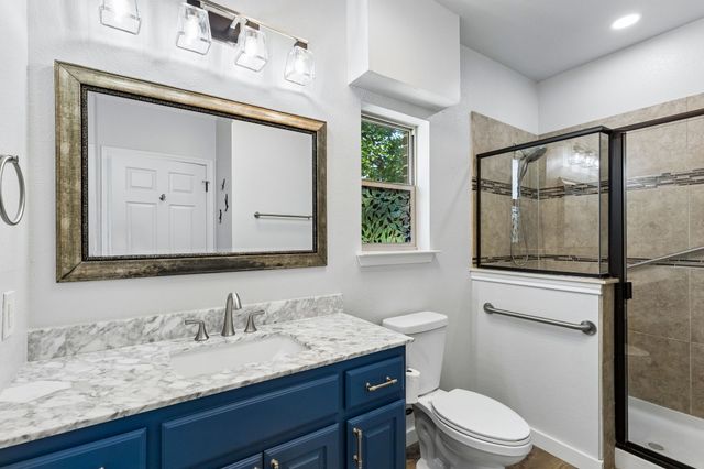 302 Denton Drive, Roanoke, TX 76262