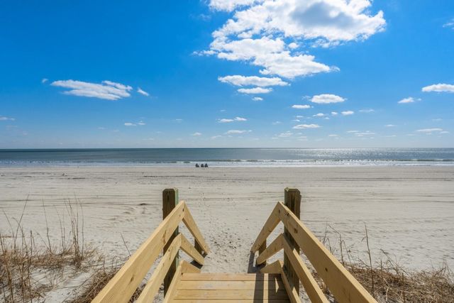 1015 S Ocean Blvd Unit 801, North Myrtle Beach, SC 29582