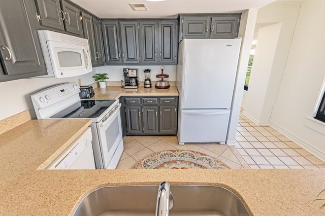 1015 S Ocean Blvd Unit 801, North Myrtle Beach, SC 29582