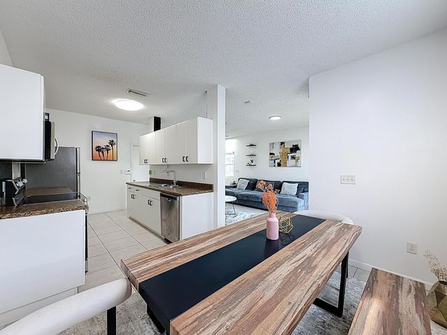 4702 NW 59th Manor, Coconut Creek, FL 33073