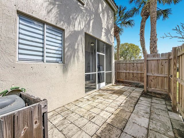 4702 NW 59th Manor, Coconut Creek, FL 33073