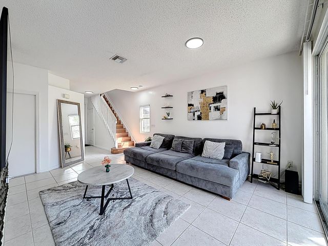 4702 NW 59th Manor, Coconut Creek, FL 33073