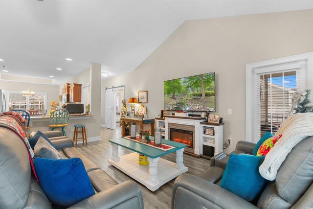 208 Baylee Circle, Galivants Ferry, SC 29544