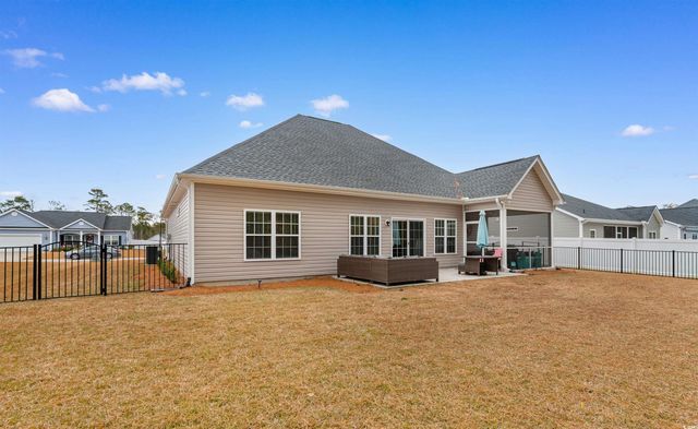 208 Baylee Circle, Galivants Ferry, SC 29544