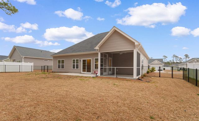 208 Baylee Circle, Galivants Ferry, SC 29544