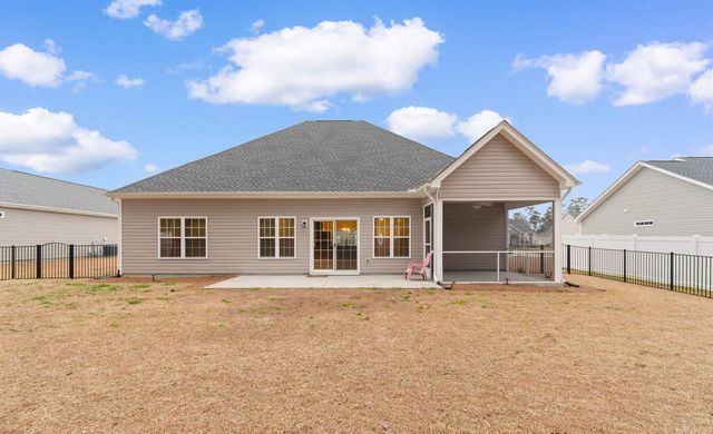 208 Baylee Circle, Galivants Ferry, SC 29544