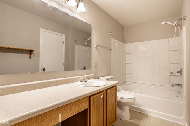 12084 E 141st Street, Noblesville, IN 46060