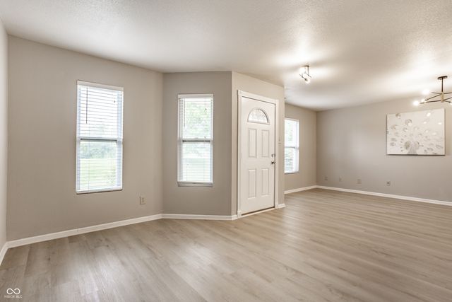 12084 E 141st Street, Noblesville, IN 46060