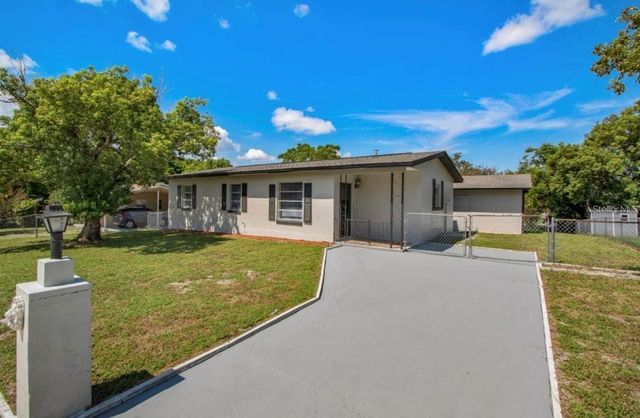 2450 CARDENA AVENUE, Deltona, FL 32738