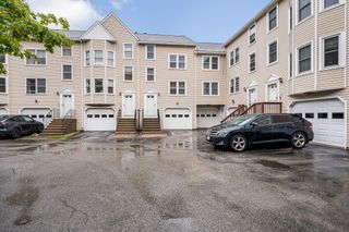 1541 Middlesex St 28, Lowell, MA 01851