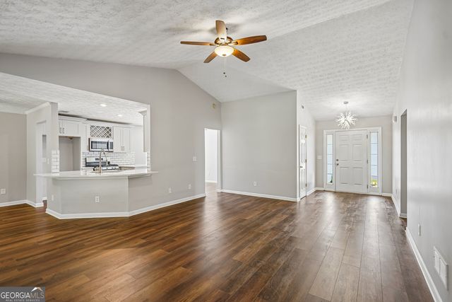 2213 Skylar Leigh Drive, Buford, GA 30518